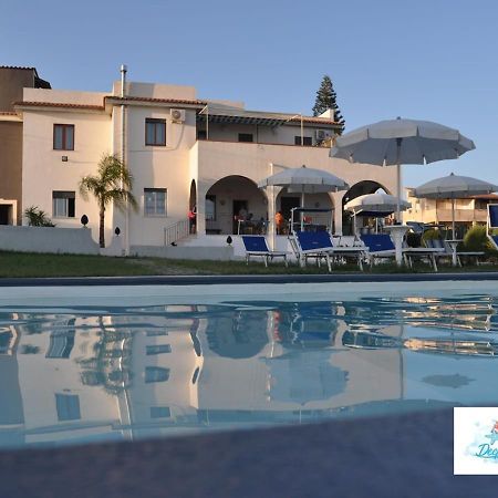 Deep Sea Residence Агридженто Екстериор снимка