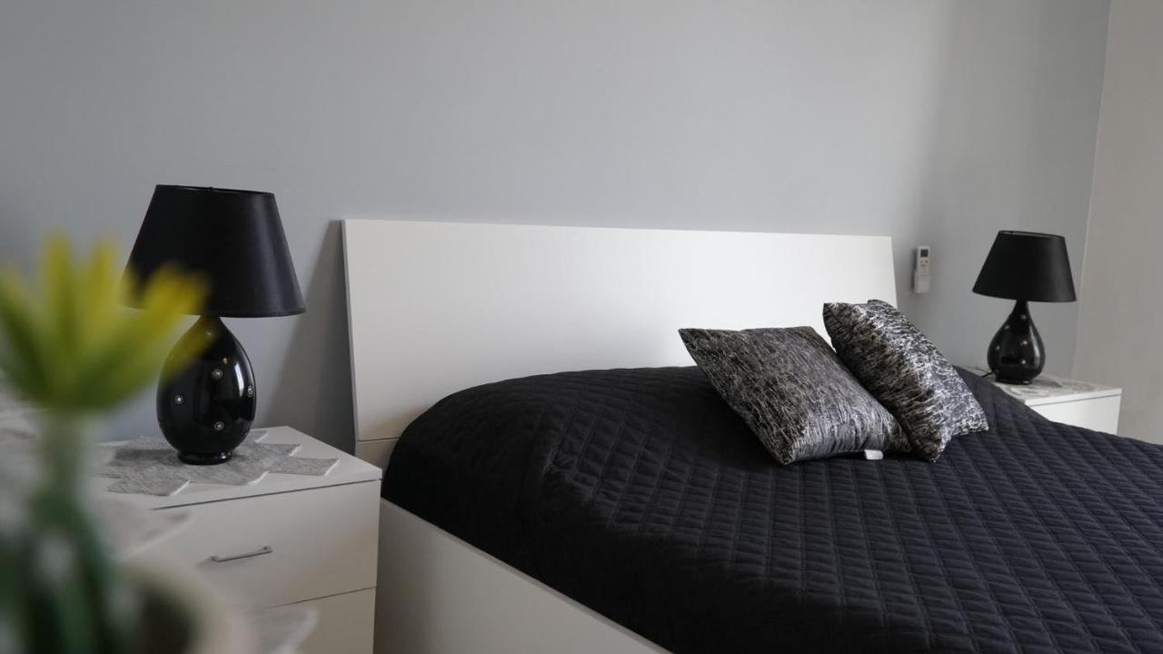 Deep Sea Residence Агридженто Екстериор снимка