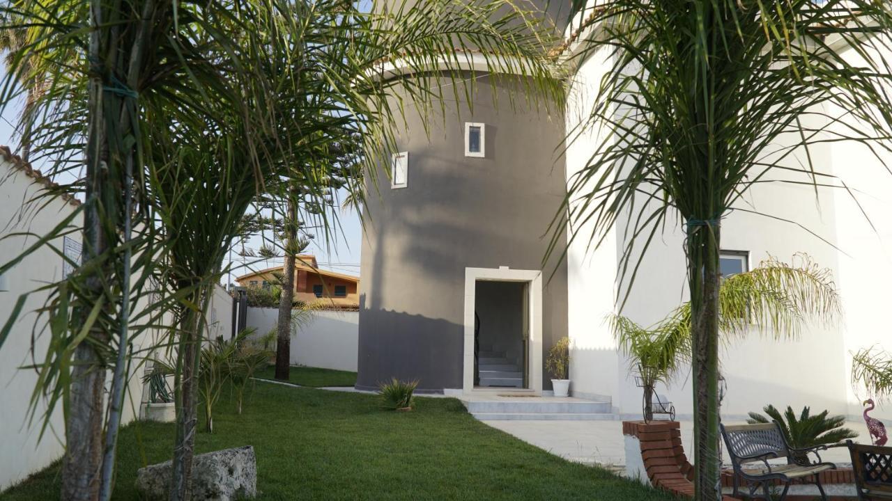 Deep Sea Residence Агридженто Екстериор снимка