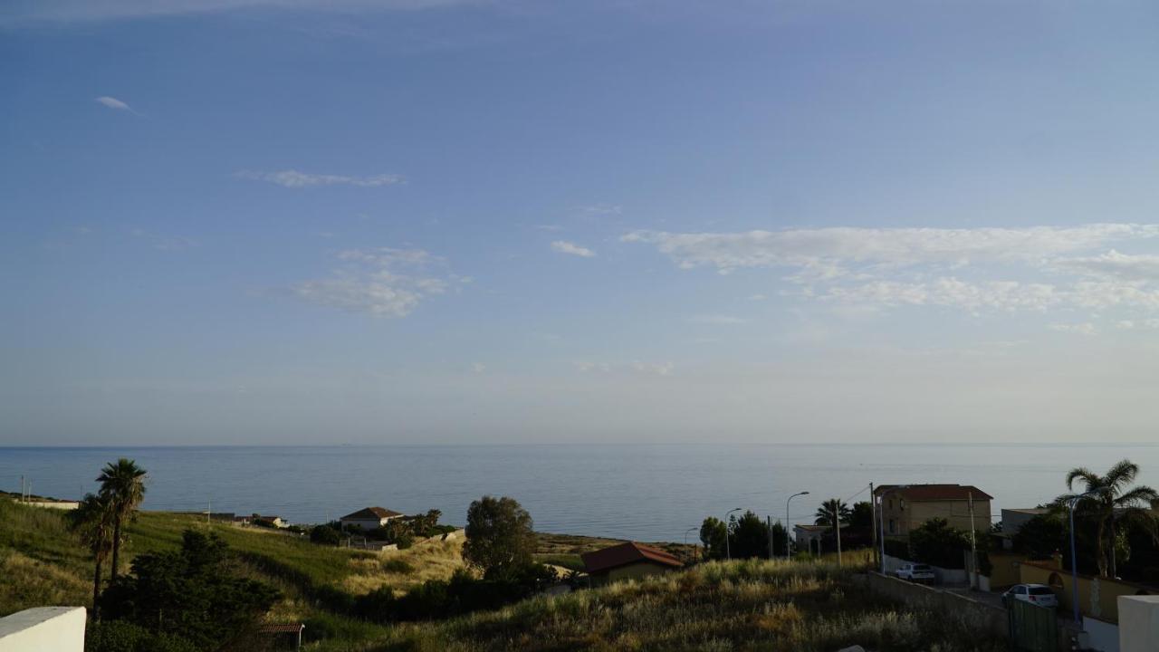 Deep Sea Residence Агридженто Екстериор снимка